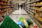 Les prix à la consommation en hausse de 1 % sur un an en juillet, selon l’Insee