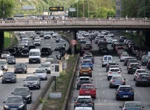 Carburants : des dépanneurs manifestent sur l’A1, le cortège se rapproche de Paris