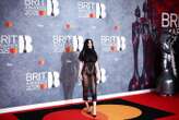 Avec « Brat », la chanteuse britannique Charli XCX rafle cinq prix aux Brit Awards