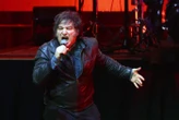 « Je suis le lion ! » : le président argentin Javier Milei organise un énorme concert pour la sortie de son livre