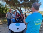 « On est venu spécialement en vacances ici » : à Martigues, les décors de « Camping Paradis », ça se visite !