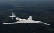 Guerre en Ukraine : qu’est-ce que le Tu-160, ce bombardier stratégique russe qui a échappé à l’opération « Toile d’araignée » ?