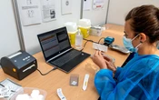 Vaccin anti-Covid : une start-up met au point une caméra pour contrôler le bon dosage