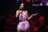 DIRECT. Aya Nakamura en concert au Stade de France... Suivez le premier de ses trois shows