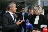 « Je ne vous serre pas la main » : échange tendu entre Gérald Darmanin et une avocate