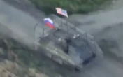 Guerre en Ukraine : un tank russe à l’assaut avec un drapeau américain ? Ce que l’on sait de cette troublante vidéo