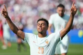 « Il est super fan de toi » : Désiré Doué a reçu un maillot du Brésil dédicacé par Neymar
