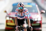 Tour de France : « J’ai tellement souffert », Valentin Paret-Peintre épuisé mais satisfait après sa quatrième place sur la 18e étape