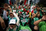 Coupe du monde 2026 : des milliers de Mexicains battent le record de la plus grande « ola » jamais réalisée sur 2 km