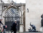 Royaume-Uni : un nouveau Banksy apparaît après les arrestations de près de 900 militants propalestiniens