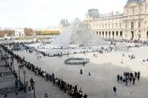 « Évadez-vous au Louvre » : quand le musée change son slogan sur son site Internet... après le cambriolage