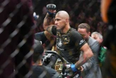 MMA : la vidéo du KO spectaculaire d’Alex Pereira face à Ankalaev, le Brésilien redevient champion du monde des -93kg