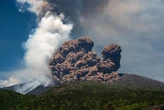 Etna : origine du phénomène, danger pour la population... ce que l’on sait après l’impressionnante éruption du volcan