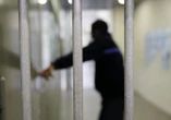 Opération « prison break » : 88 téléphones miniatures saisis en détention, l’enquête sur la filière de distribution se poursuit