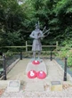 Une statue en hommage aux héros du Débarquement sciée et… volée dans le Calvados !
