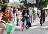 Vélos en libre-service à Paris : les opérateurs Voi, Dott et Lime retenus par la Ville