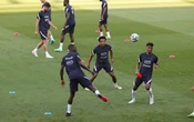 Equipe de France : décrassage pour les uns, petit match pour les autres... Les Bleus se sont entraînés avec le sourire après la Hongrie