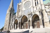 Les Amis de la cathédrale de Chartres font appel aux dons pour restaurer le portail sud, la dernière portion encore encrassée