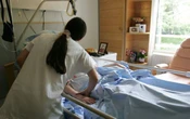 Aide à mourir : le médecin devra convoquer une réunion avec d’autres soignants, ont décidé les députés