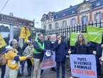 Paris : le collectif Stop Pétrole Ile-de-France mobilisé contre l’extension de puits de pétrole en Seine-et-Marne