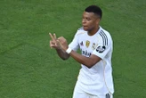 Real Madrid-Dortmund : Les images du bel hommage de Kylian Mbappé à Diogo Jota après son sublime but