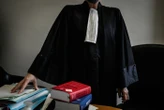 Un an de prison ferme et une interdiction définitive d’exercer : un infirmier condamné pour une escroquerie à 1,3 million d’euros