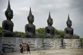 Une « technique de méditation » : 41 cadavres découverts dans un monastère bouddhiste en Thaïlande