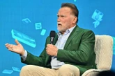 « Merci pour votre engagement » : Arnold Schwarzenegger devient la nouvelle voix dans le métro de Vienne