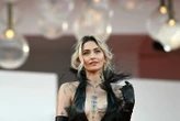 « Ça ruiné ma vie » : Paris Jackson révèle souffrir d’une perforation de la cloison nasale après des années à consommer des drogues