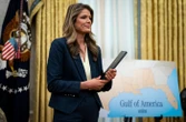 Procès de James Comey : avocate de Trump, rêves de Miss Colorado… Qui est Lindsey Halligan, chargée de poursuivre l’ex-patron du FBI