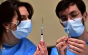 Covid-19 : si la vaccination des soignants n’atteint pas 80% à la fin de l’été, elle pourrait devenir obligatoire