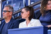 Roland-Garros : Dembélé, Neves, Doué... Chloé Paquet a encore inscrit le nom des joueurs sur ses raquettes
