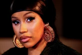 « Je n’ai pas touché cette femme » : la rappeuse Cardi B acquittée à son procès pour agression