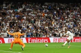 Real Madrid - Barcelone : un chef-d’œuvre annulé puis un but accordé, les vidéos des exploits de Mbappé dans ce clásico