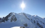 Le Mont Blanc devient de plus en plus difficile d’accès, à cause de crevasses et d’éboulements