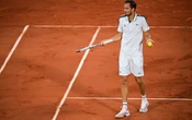 «Roland-Garros préfère Amazon aux spectateurs» : Medvedev furieux d’avoir joué son quart de finale le soir sans public