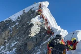 « Il rampait vers le camp » : un grimpeur de l’Everest considéré comme mort retrouvé six jours après sa disparition