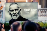 « Merci encore pour tout cet amour » : le beau message de la famille d’Éric Roy, un mois après sa disparition