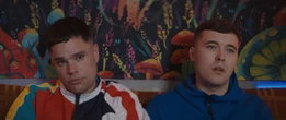 « Kneecap » : le biopic musical d’un trio de rappeurs nord-irlandais sans limites
