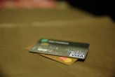 Plus 2,7 % en un an : les tarifs bancaires ont augmenté trois fois plus vite que l’inflation