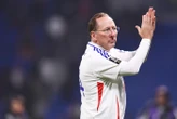 « C’est un séisme, j’ai envie de pleurer » : colère et sidération à Lyon après la relégation de l’OL en Ligue 2