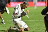Football : la vidéo du premier but tout en maîtrise de Neymar avec Santos en championnat du Brésil