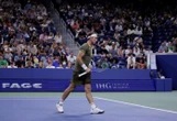 « Je trouve cela gênant » : les joueurs de tennis incommodés par l’odeur de cannabis en tribune à l’US Open