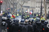 Gilets jaunes : un CRS sera jugé pour blessures involontaires sur un manifestant qui a eu la main arrachée en 2018
