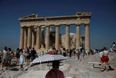 Canicule en Grèce : 46 °C relevés dans le Péloponnèse, un important incendie en cours dans le Nord-Est