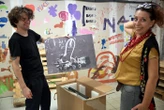 Une exposition gratuite et solidaire autour de Banksy dans un ancien supermarché en Haute-Garonne