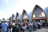 Incendie à Tomorrowland : le festival va bel et bien ouvrir ses portes avec une scène principale construite en urgence