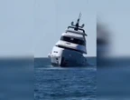 « Il a vite commencé à tanguer » : un yacht de luxe à un million de dollars coule seulement 15 minutes après son inauguration