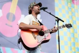Le chanteur de country Conner Smith percute mortellement une femme de 77 ans sur un passage piéton