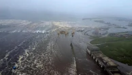 Russie : après le tsunami, des bâtiments engloutis sous l’eau, mais pas de panique